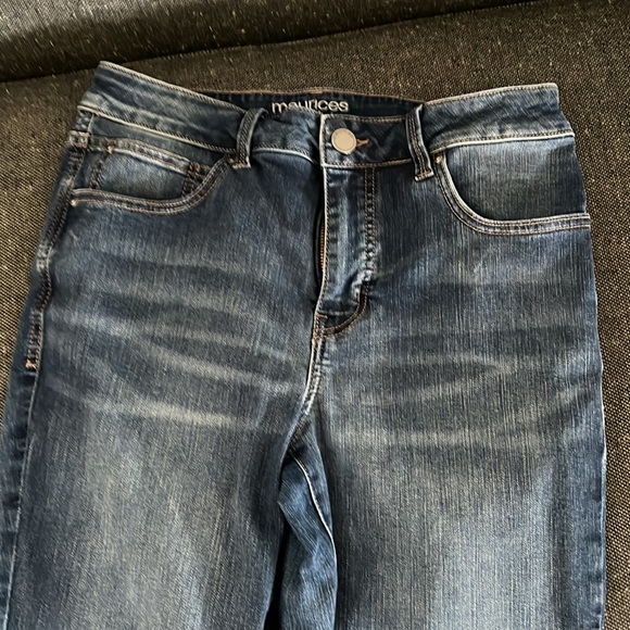 These are brand new, never worn Maurice’s Blue jeans. - Picture 5 of 5